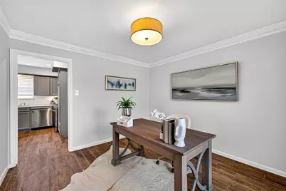 10935 Piping Rock Lane, Houston, TX 77042 - Photo 9