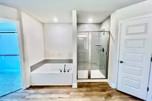 4407 Karam Lndg, Dickinson, TX 77539 - Photo 17