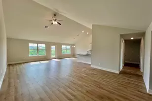 4407 Karam Lndg, Dickinson, TX 77539 - Photo 7