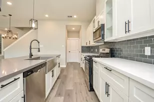 6708 Parker Grv Ln, Houston, TX 77076 - Photo 11