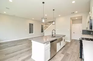 6708 Parker Grv Ln, Houston, TX 77076 - Photo 9