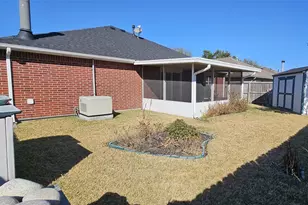 9210 San Saba Ct, La Porte, TX 77571 - Photo 43