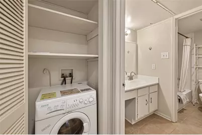 2100 Tanglewilde Street #596, Houston, TX 77063 - Photo 21