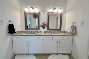 11218 Beverley Pk St, Sugar Land, TX 77498 - Photo 13