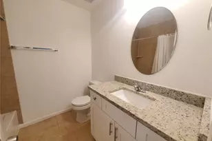 11218 Beverley Pk St, Sugar Land, TX 77498 - Photo 21