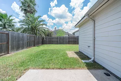 2111 Sailwind Drive, Pearland, TX 77584 - Photo 23