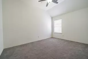2111 Sailwind Dr, Pearland, TX 77584 - Photo 13