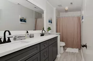 99 N Deerfoot Cir, The Woodlands, TX 77380 - Photo 15