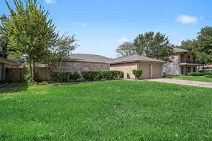 15606 Boulder Oaks Dr, Houston, TX 77084 - Photo 3