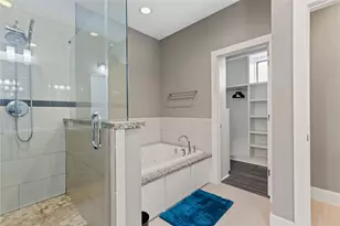 2105 Hadley St, Houston, TX 77003 - Photo 37