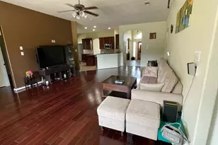 326 Trillium Dr, Sugar Land, TX 77479 - Photo 5