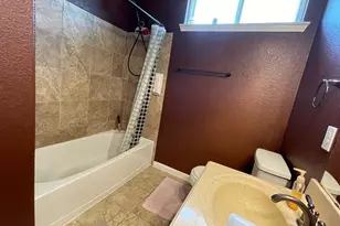 326 Trillium Dr, Sugar Land, TX 77479 - Photo 13