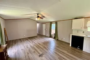 102 Western Way, Angleton, TX 77515 - Photo 11