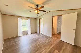 102 Western Way, Angleton, TX 77515 - Photo 15
