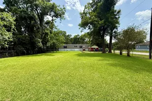 102 Western Way, Angleton, TX 77515 - Photo 37