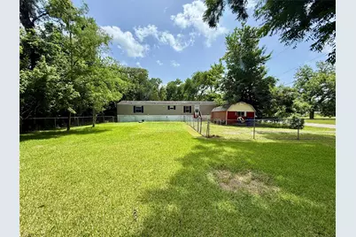 102 Western Way, Angleton, TX 77515 - Photo 35