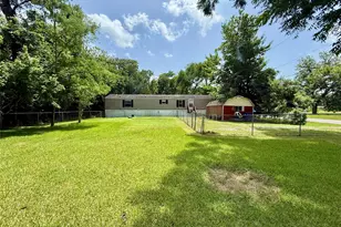 102 Western Way, Angleton, TX 77515 - Photo 35