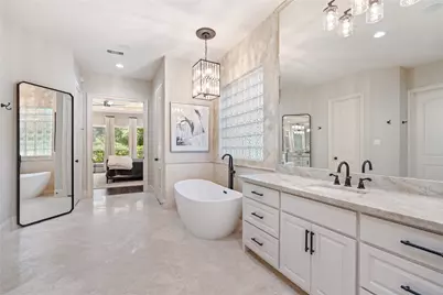 22 E Double Green Circle, The Woodlands, TX 77382 - Photo 19