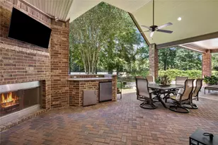 22 E Double Green Cir, The Woodlands, TX 77382 - Photo 43