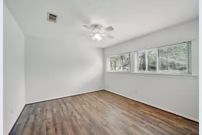 19 Still Glen Court, The Woodlands, TX 77381 - Photo 19