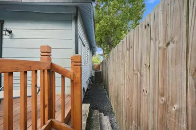 2903 Burkett Street, Houston, TX 77004 - Photo 27