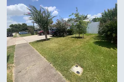 1838 Huge Oaks Street, Houston, TX 77055 - Photo 11
