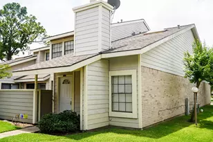11881 Bob White Dr, Houston, TX 77035 - Photo 1