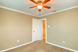 4817 Alamo Dr, Galveston, TX 77551 - Photo 17