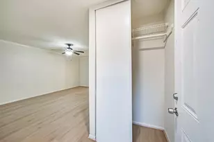 5917 Fairdale Ln, Houston, TX 77057 - Photo 5