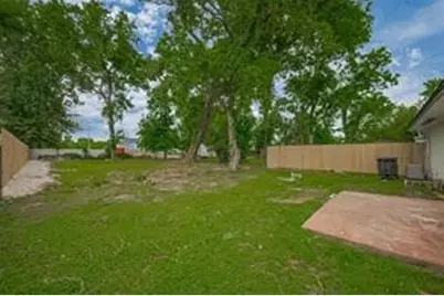 1029 Dolly Wright Street, Houston, TX 77088 - Photo 13