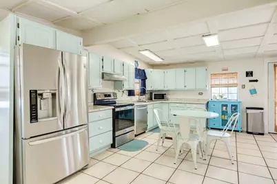 922 Seashell Drive, Surfside Beach, TX 77541 - Photo 5