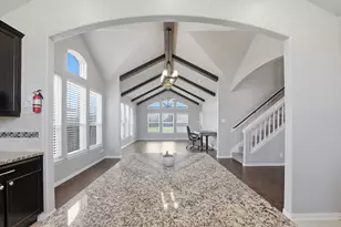 4522 Cres Lake Cir, Baytown, TX 77521 - Photo 11
