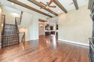 2048 W Main St, Houston, TX 77098 - Photo 17