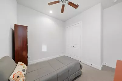 118 N Hutcheson Street, Houston, TX 77003 - Photo 17