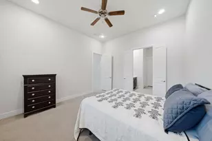 118 N Hutcheson St, Houston, TX 77003 - Photo 5