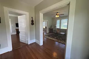 824 S Masonic St, Bellville, TX 77418 - Photo 5