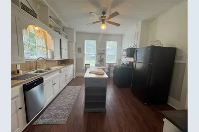 824 S Masonic Street, Bellville, TX 77418 - Photo 7