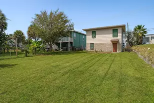 6113 Ave Q 1/2, Galveston, TX 77551 - Photo 19