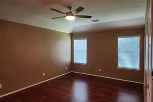 2 Signal Hill Dr, Manvel, TX 77578 - Photo 13