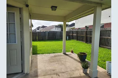 2 Signal Hill Drive, Manvel, TX 77578 - Photo 19