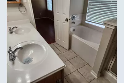 2 Signal Hill Drive, Manvel, TX 77578 - Photo 17