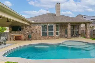 12511 Gable Mills Drive, Cypress, TX 77433 - Photo 3