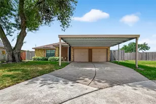 1906 Westbriar Ct, Deer Park, TX 77536 - Photo 3