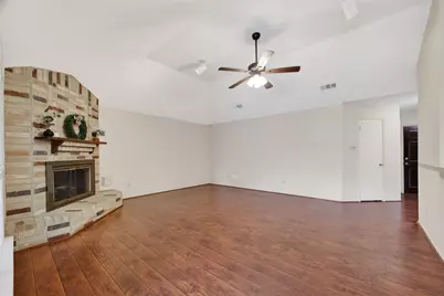 1906 Westbriar Court, Deer Park, TX 77536 - Photo 9