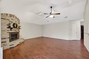 1906 Westbriar Ct, Deer Park, TX 77536 - Photo 9