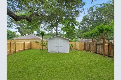 2001 Briar Lane, Richmond, TX 77469 - Photo 5