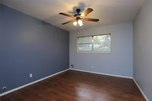 9418 Meadowbriar Ln, Houston, TX 77063 - Photo 19
