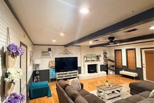 517 Temple St, Woodville, TX 75979 - Photo 3