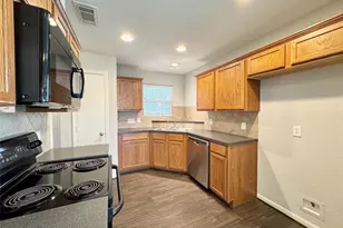 13327 Belvedere Park Ct, Houston, TX 77047 - Photo 15