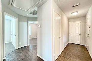 13327 Belvedere Park Ct, Houston, TX 77047 - Photo 5